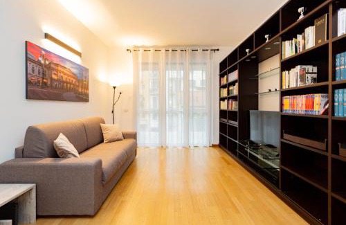 Tricolore Apartamento | PREMUDA20 Milan elegant apartment by Hospity