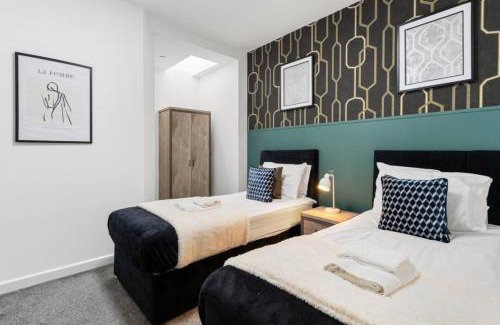 Gabalfa Apartamento | Prestige Stays Cardiff Spacious 3-Bedroom Apartment with Private Garden near Cardiff University & Heath Hospital