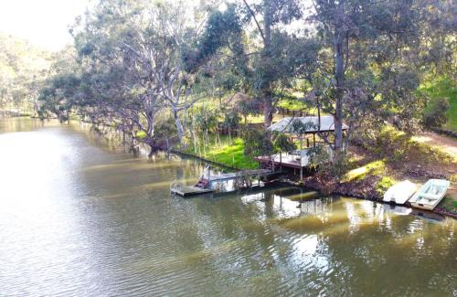 Lowden Casa | Preston Valley Shed Stay