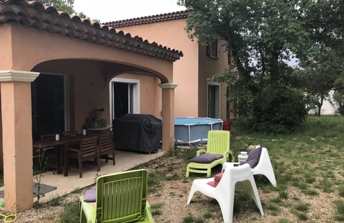 Meounes-les-Montrieux Casa | Edificio bastante provenzal