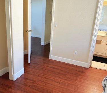 Mira Loma Casa | Pretty room private bathroom no tv