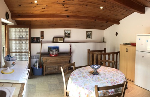 Evisa Casa | bonita casa de piedra en el corazón del pueblo