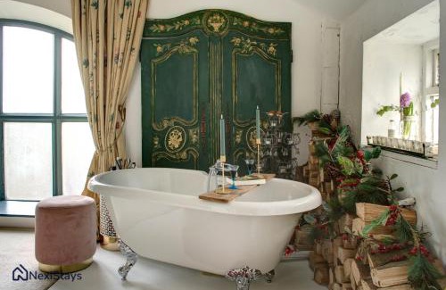 Longborough Casa | Prime Cotswold Location, The Old Chapel Longborough