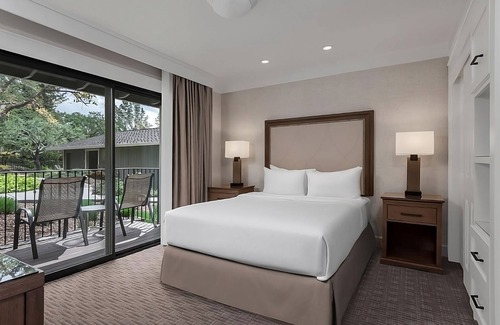 Napa Hotel | Prime Location! 2 Convenient Units Situated Near Black Stallion Winery, Pool!