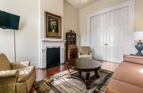 Treme Hotel | Duerme 16, TRES BLOQUES A BOURBON ST. Y ATRACCIONES DE TRIMESTRE FRANCÉS ...