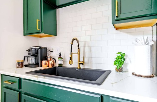 Chillicothe Casa | Prime Location Top Rated Clean Parking Free