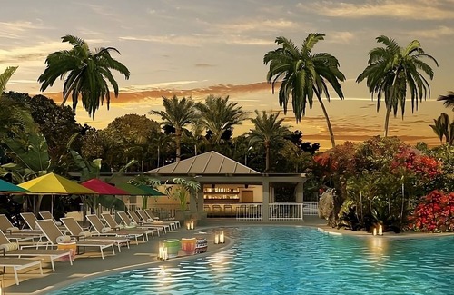 Rock Harbor Hotel | Prime Waterfront Hotel in Key Largo! Beach Access, Outdoor Pool, Pets Allowed!