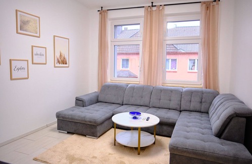 Holsterhausen Apartamento | Primetime Suite für 8+küche/wifi