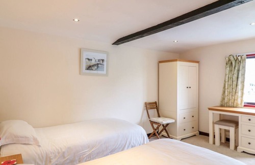 Beaworthy Cabaña | Primrose Cottage @ Kingslakes, HIGHAMPTON