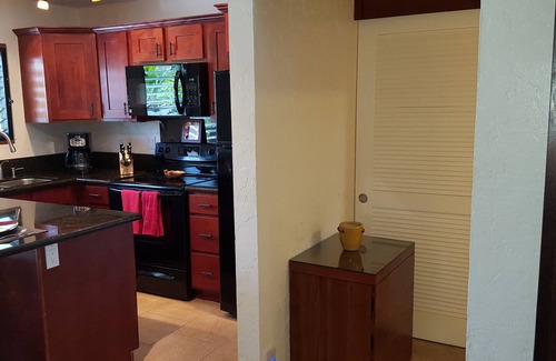 Poipu Condominio | Prince Kuhio 205, vista al mar, área de Poipu, costa sur soleada