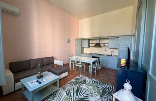 Calambrone Apartamento | Principi di Piemonte con Piscina