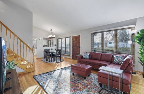 Arlington Heights Casa | Pristine - 3 Beds, 1.5 Ba!