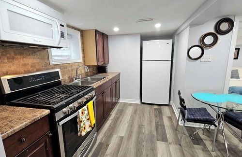 Briar Hill - Belgravia Apartamento | Private 1 BR Apartment Walk to Subway & Walter Park
