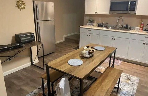 Conyers Apartamento | Private 2 bedroom basement apt w/ separate entry