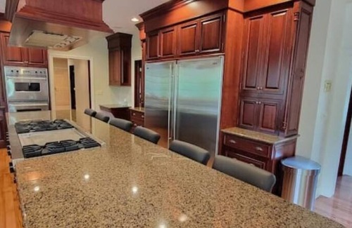 Lynn Center Casa | Private 25 acre, 6 bedroom estate. Sleeps up to 24