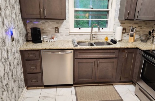 Cliftondale Casa | Private 3 Bedroom Getaway Near the Airport