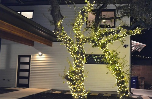 Dawson Apartamento | Private Above Garage Suite Close to DT & Airport