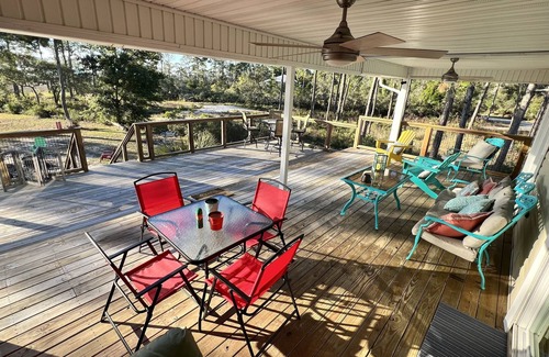 Carrabelle Casa | Private and Peaceful Bayou Retreat Waterfront!