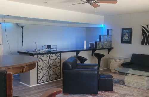 Bonita Apartamento | Private and Quite Guest house Attached Close to Fwy 805, 54, and Freeway 5