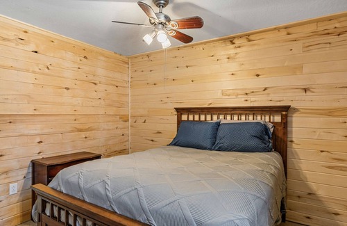 Lewis Apartamento | Private apartment located 1 mile from town