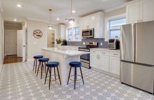 Eastside Apartamento | Private Balcony: Spacious, Updated Savannah Apt!