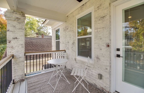 Eastside Apartamento | Private Balcony: Spacious, Updated Savannah Apt!