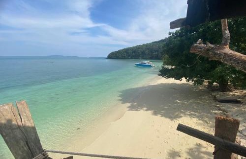 Koh Lon Otro | Private Beach Camping on island at Koh Lon Island