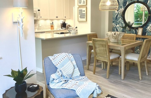 Wabasso Beach Condominio | Private beach, tennis and pools! Weekly rentals available!