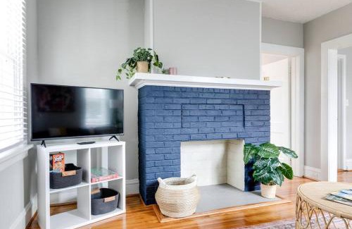 Mosby Casa | Private Boho Bungalow 10 Minutes to Downtown RVA!