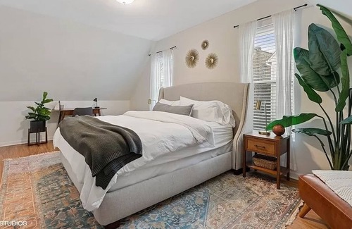 West Bucktown Apartamento | Private Coach House! Close to transport