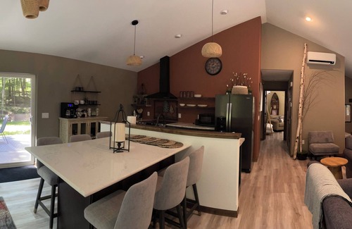 Pickerel Cabina | Private Cozy Luxury Cabin in Woods across from Lake, UTV trails - Pet Friendly