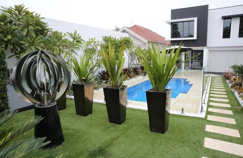 Tighes Hill Casa | Oasis de diseño privado - Vistas a la ciudad - Piscina