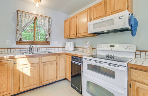 Michaywe Casa | Private Dock, Near Skiing: Lakefront Gaylord Home