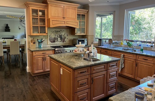 Lucas Valley-Marinwood Casa | Private Estate, family friendly, close to wine country, ocean, SF, hiking!