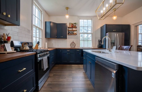 Portsmouth Casa | Private Estate on 4 Acres