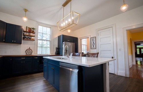 Portsmouth Casa | Private Estate on 4 Acres