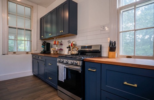 Portsmouth Casa | Private Estate on 4 Acres