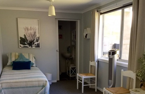 Sutton Forest Cama Y Desayuno | Private Family Bedroom w ensuite (pet friendly)