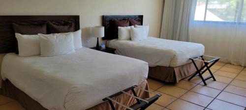 Playa Coronado Complejo | Private family room in Coronado Luxury Club & Suites