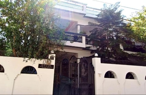 Indira Nagar Casa | Private Floor In A Bungalow