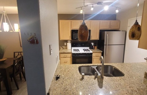 Seven Hills Condominio | CONDOMINIO PRIVADO COMUNIDAD CERRADA EN HEDNERSON NEVADA CERCA DE PARQUES Y CAMPOS DE GOLF