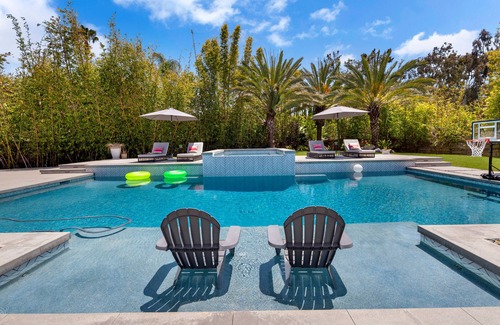 Encinitas Casa | Private gated home, pool/hot tub, bbq, beach, families, summer vacation.