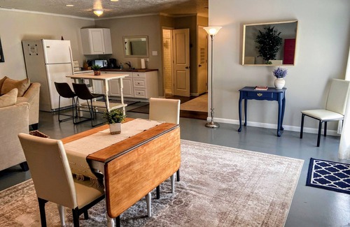 Radnor Casa | Acogedora casa de huéspedes en el sur de Nashville!