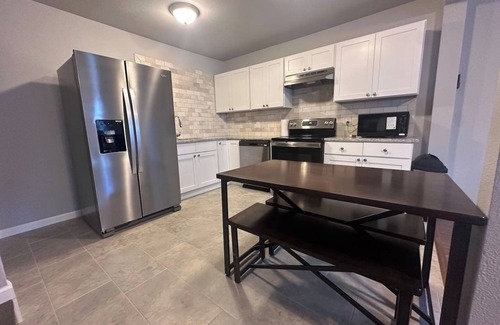 West Arlington Casa | Private Guesthouse Near AT&T Stadium & Six Flags