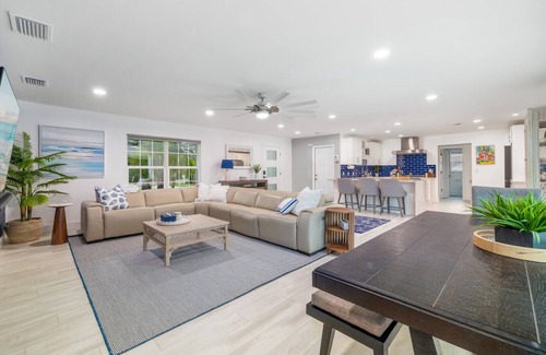 Whitfield Casa | Private Heated Pool~BBQ~Firepit~Near Water