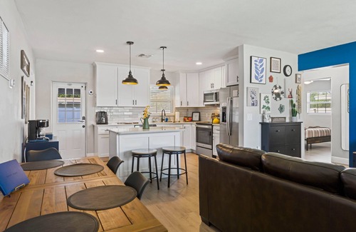 Clearwater Casa | Private Heated Pool Oasis 10 Mins to Clearwater Beach