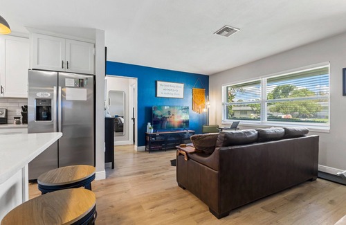 Clearwater Casa | Private Heated Pool Oasis 10 Mins to Clearwater Beach