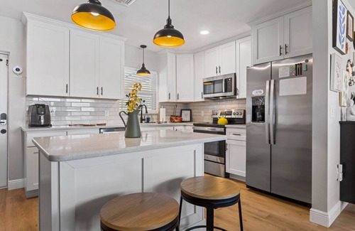 Clearwater Casa | Private Heated Pool Oasis 10 Mins to Clearwater Beach