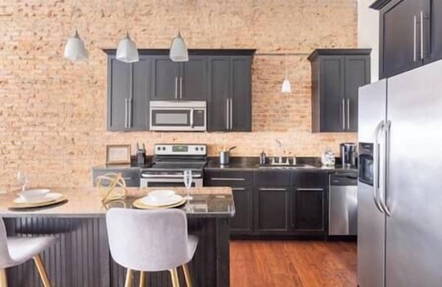Sheffield Apartamento | Private Historic Loft with Balcony and King Bed