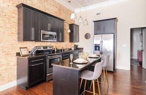 Sheffield Apartamento | Private Historic Loft with Balcony and King Bed